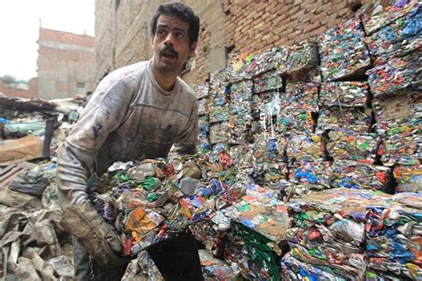 Garbage City: The scavengers making a fortune from .